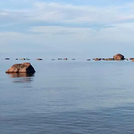 Sea Whisper Cottage 度假居